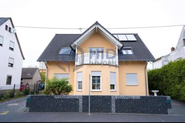 Immobilie in Görgeshausen - Moderne Doppelhaushälfte mit Fußbodenheizung, Garten, Kamin & Balkon - Bild 0