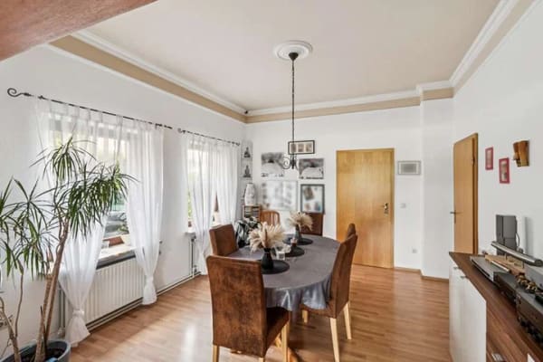 Immobilie in Lüchow - Gepflegtes Zweifamilienhaus mit Garten, Dachterrasse und zwei separaten Eingängen - Bild 4