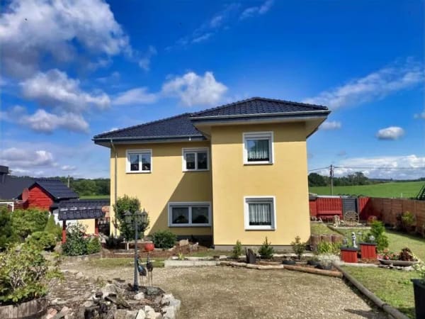 Immobilie in Schwedt/Oder - Einfamilienhaus mit großem Partyraum - Bild 0