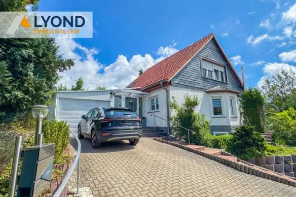 Immobilie in Thale - Friedrichsbrunn, gepflegtes Wohnhaus mit Garten, Garage und moderner Möblierung! - Bild 0