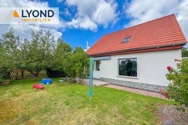 Immobilie in Thale - Friedrichsbrunn, gepflegtes Wohnhaus mit Garten, Garage und moderner Möblierung! - Bild 2