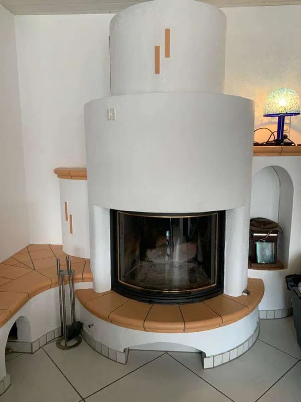 Immobilie in Friolzheim - Grosszügiger, sehr heller Winkelbungalow mit 6,5 Zi in Sackgassenendlage in Enzkreis, Friolzheim - Bild 1