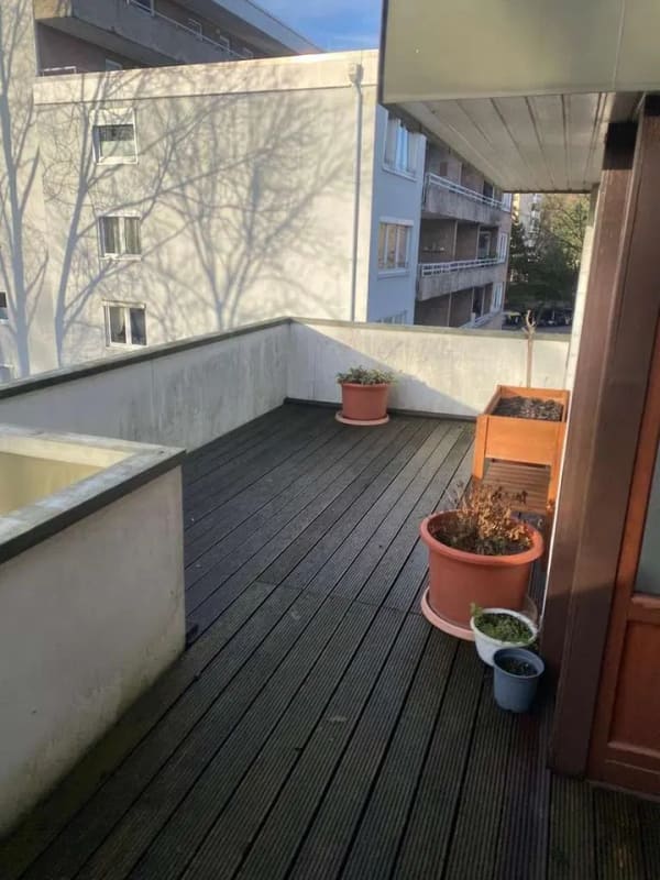 Immobilie in Bad Schwartau - Charmante Etagenwohnung mit Aufzug und T - Bild 1