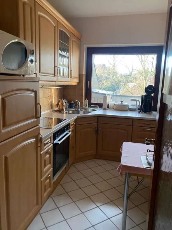 Immobilie in Bad Schwartau - Charmante Etagenwohnung mit Aufzug und T - Bild 4