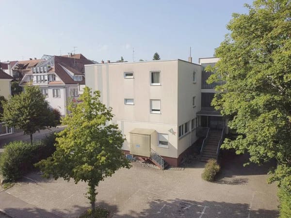 Immobilie in Königsfeld im Schwarzwald - *** Königsfeld - zentral gelegene 3-Zimmer- Wohnung zum Sofortbezug! *** - Bild 2