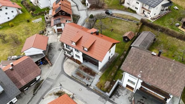 Immobilie in Gotteszell - Ein Wohnhaus mit Gastzimmer oder eine Frühstückspension. Ein Anwesen  für vielseitige Nutzung - Bild 4