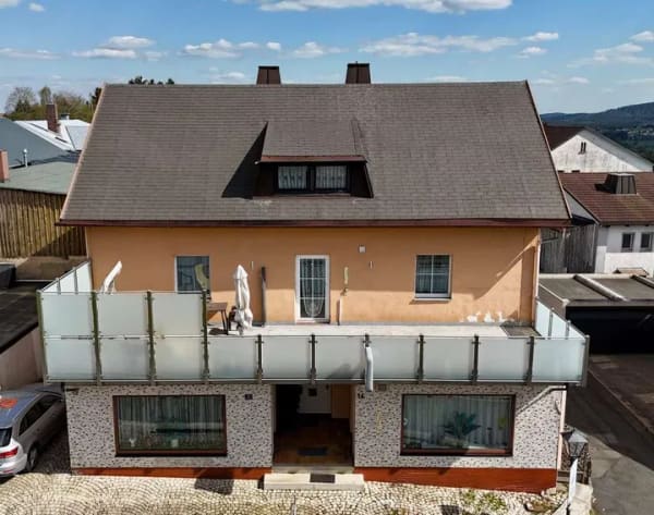 Immobilie in Fichtelberg - Wohn - und Geschäftshaus in Fichtelberg - Bild 0