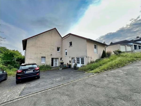 Immobilie in Vlotho - Zweifamilienhaus mit Entwicklungschance in Vlotho
 - Bild 0