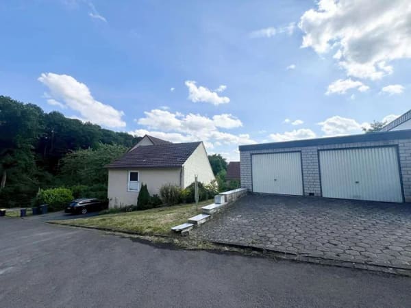 Immobilie in Vlotho - Zweifamilienhaus mit Entwicklungschance in Vlotho
 - Bild 3