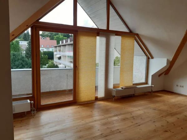 Immobilie in Starnberg - 2 Zimmer Maisonette Wohnung mit Balkon und Tiefgaragenstellplatz - Bild 1