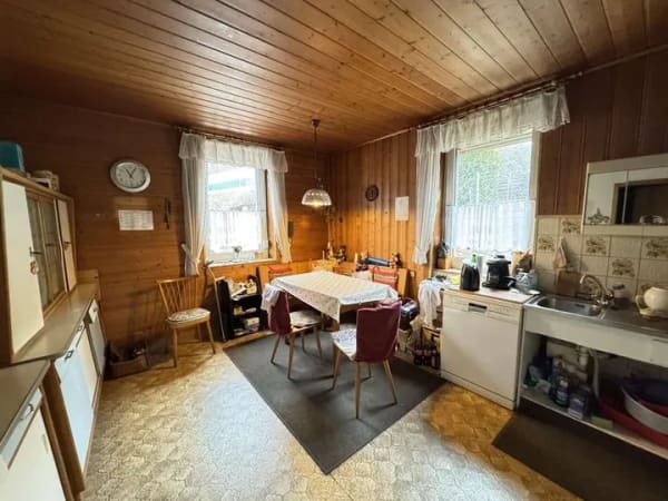 Immobilie in Lambrecht - Großzügiges Einfamilienhaus - freistehend mit Garten und zwei Doppelgaragen - Bild 3