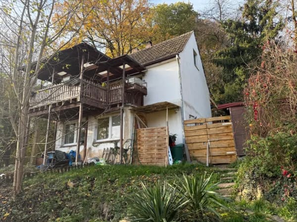 Immobilie in Baunatal - Charmantes Einfamilienhaus in idyllischer Hanglage von Baunatal - Bild 0