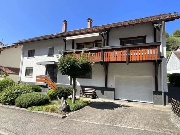 Immobilie in Bühlertal - Ein Haus mit Geschichte, ein Grundstück mit Zukunft – sofort verfügbar - Bild 1