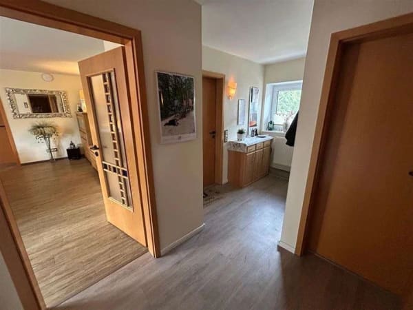 Immobilie in Bülkau - Zeit für neue Ideen! Außergwöhnliches Wohn-/ und Geschäftshaus Bülkau - Bild 4