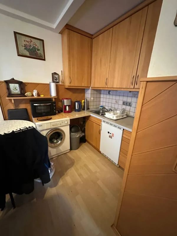 Immobilie in Passau - Günstige Kapitalanlage!  2-Zimmer-Wohnung in Passau-Grubweg mit Kochzeile, Tageslichtbad und Balkon - Bild 3