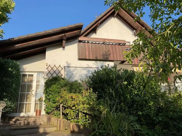 Immobilie in Lauenförde - Familienfreundliches Einfamilienhaus mit Photovoltaikanlage und großem Grundstück in Lauenförde - Bild 2