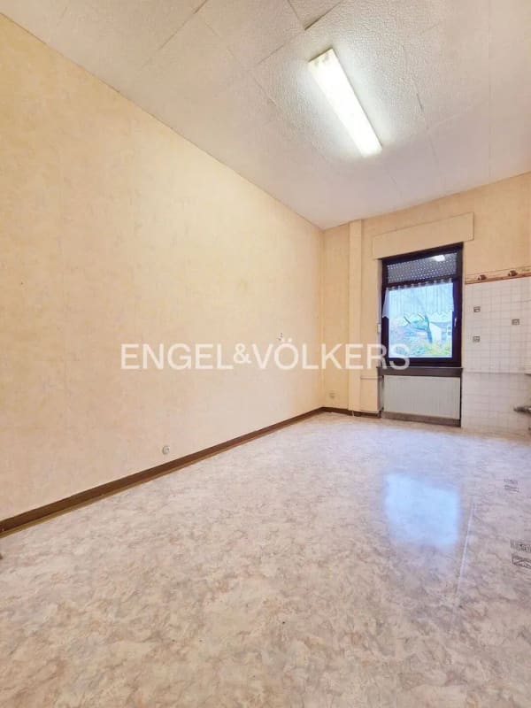 Immobilie in Völklingen - Renovierungsbedürftiges Reihenmittelhaus in VK - Bild 4