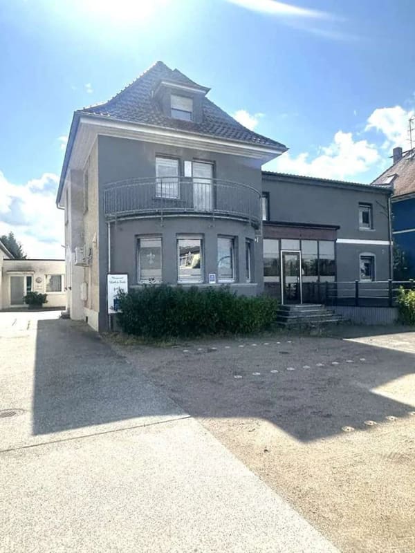 Immobilie in Griesheim - Wohn- u. Geschäftshaus mit 9 PKW-Stellplätze in Griesheim - Bild 1