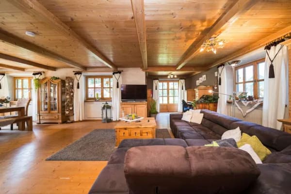 Immobilie in Gmund - Ein Haus mit Garten mit Blick auf Bauernwiesen - und doch zentral gelegen! - Bild 4