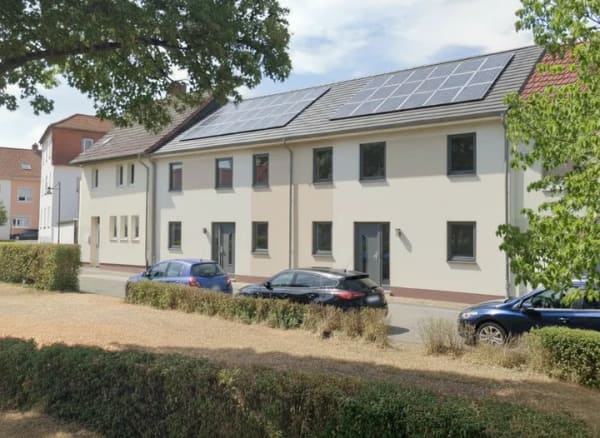 Immobilie in Luisenthal - Hell & durchdacht wohnen – Ihr Reihenhaus in Ohrdruf mit Garten - Bild 0