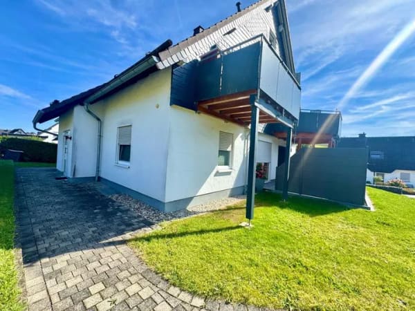 Immobilie in Olsberg - Moderne Souterrain Wohnung mit eigener Terrasse nahe Winterberg! - Bild 3