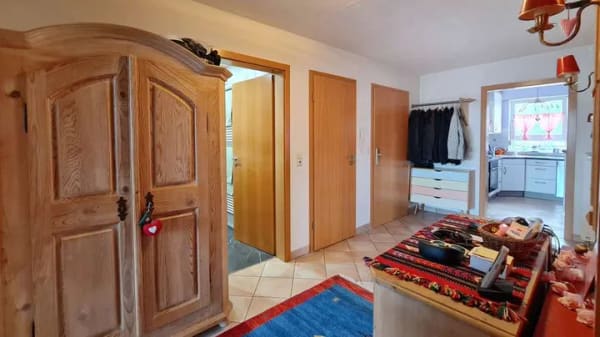 Immobilie in Wasserburg (Bodensee) - Lichtdurchflutete  Maisonettewohnung mit großer  Nutzfläche in Wasserburg - Selmnau - Bild 2