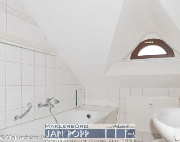 Immobilie in Greiz - Singlewohnung im Einzeldenkmal mit Lift - Bild 3