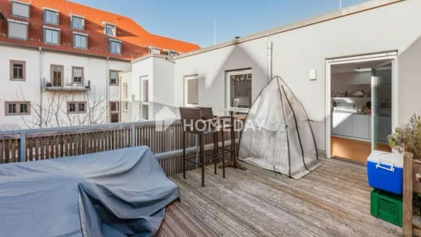 Immobilie in Zell am Main - Wohnen mit Geschichte: Exklusive Eigentumswohnung im denkmalgeschützten Bestandsbau in Zell am Main - Bild 1
