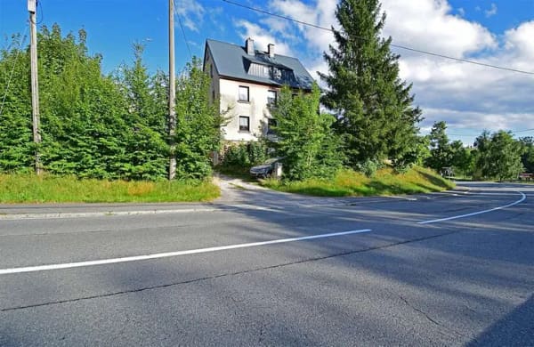 Immobilie in Schönheide - *Anlageobjekt mit viel Potential in idyllischer Randlage von Schönheide* - Bild 0