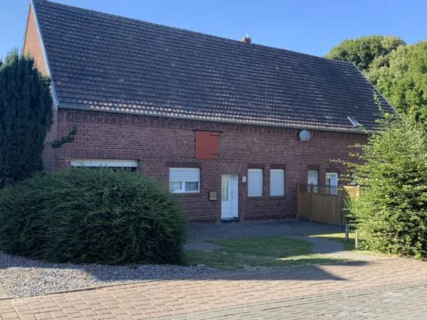 Immobilie in Waldfeucht - Idyllisches und geräumiges Haus mit Einliegerwohnung in Waldfeucht - Bild 0