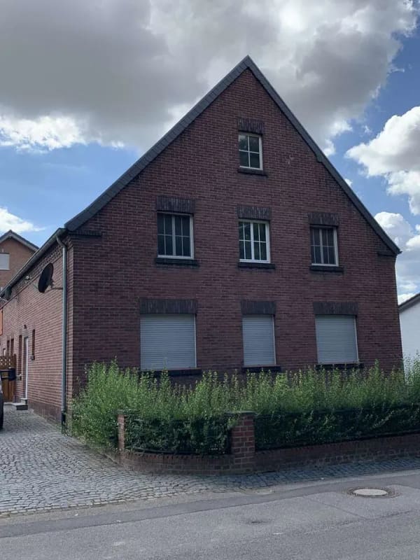 Immobilie in Waldfeucht - Idyllisches und geräumiges Haus mit Einliegerwohnung in Waldfeucht - Bild 2