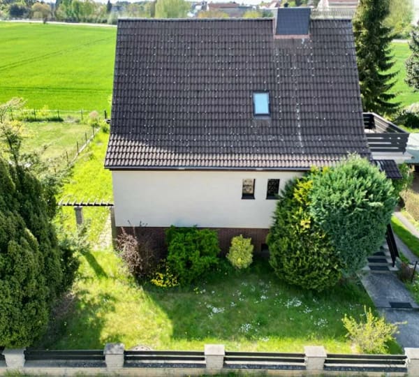 Immobilie in Stendal - Ein Haus, viele Möglichkeiten – viel Platz zum Wohnen, Arbeiten und Wohlfühlen auf drei Ebenen - Bild 2