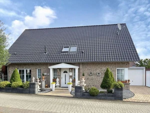 Immobilie in Olfen - Einfamilienhaus oder Wohnhaus mit Einliegerwohnung - Sie entscheiden!
 - Bild 0