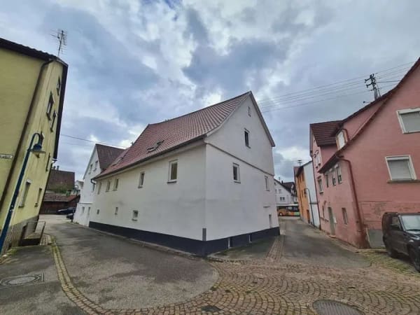 Immobilie in Beilstein - *LUKRATIVE Anlage - 6 Wohneinheiten + 7 WG-Apartments! - Bild 1