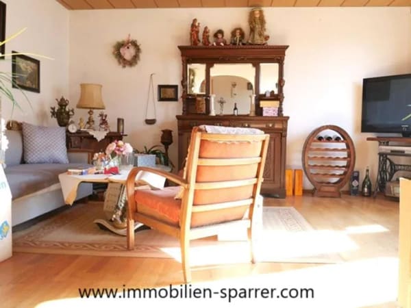 Immobilie in Neualbenreuth - Charmantes Ein- oder Zweifamilienhaus im idyllisch gelegenem Bad Neualbenreuth - Bild 4