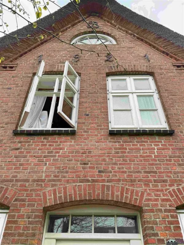 Immobilie in Oldsum - *** 2 Häuser - 3 Einheiten - 1 Preis * ca. 1.101 m² Areal - ca. 278 m² Wohnfläche TOFTUM *** - Bild 2