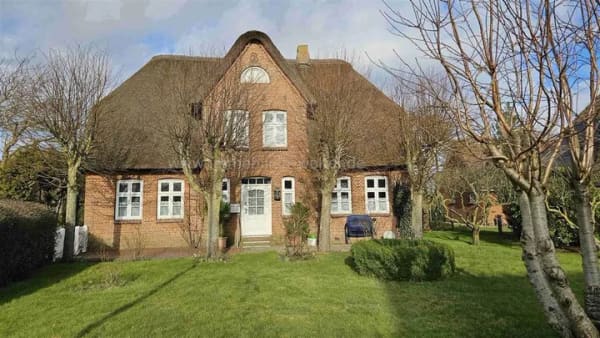 Immobilie in Oldsum - *** 2 Häuser - 3 Einheiten - 1 Preis * ca. 1.101 m² Areal - ca. 278 m² Wohnfläche TOFTUM *** - Bild 3
