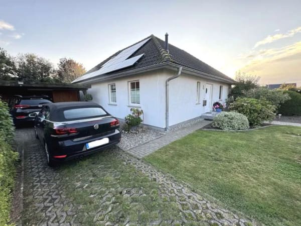 Immobilie in Poppendorf - Charmantes Einfamilienhaus im Bungalowstil - Bild 2