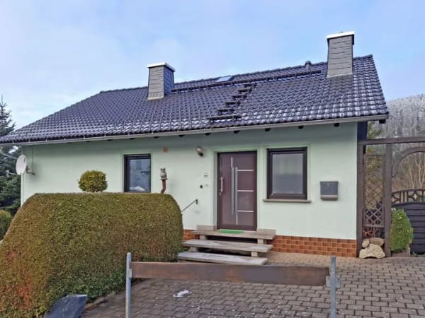 Immobilie in Ludwigsstadt - Raum für Ideen - EFH mit Garten in naturnaher Lage - Bild 0