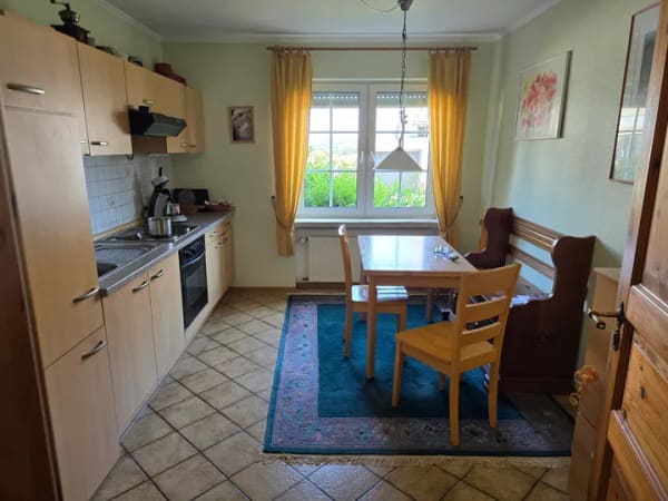 Immobilie in Farschweiler - Schönes Landhaus mit 3 Wohneinheiten, Garten, Ortsrand, Garagen - Bild 3