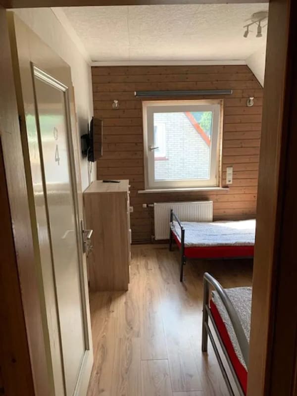 Immobilie in Osloß - Einfamilienhaus mit Einliegerwohnung zu verkaufen - Bild 2
