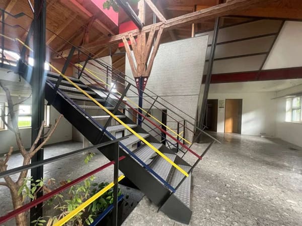 Immobilie in Oberhaching - Traumhaftes Architektenhaus in bester Lage von Oberhaching - Bild 0