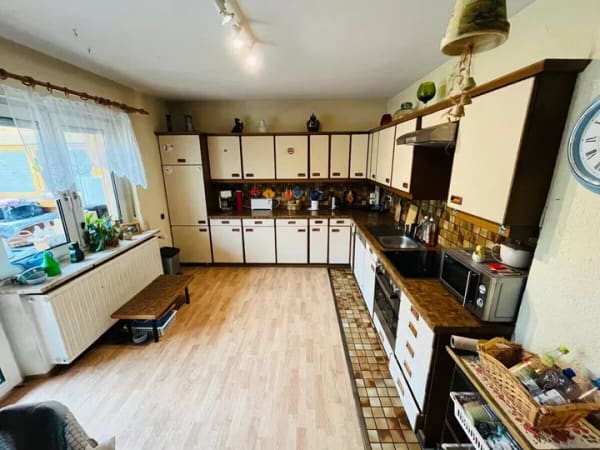 Immobilie in Grafenwöhr - Bayern Grafenwöhr - 2- Familienhaus mit schönem Garten in ruhiger Lage - Bild 2