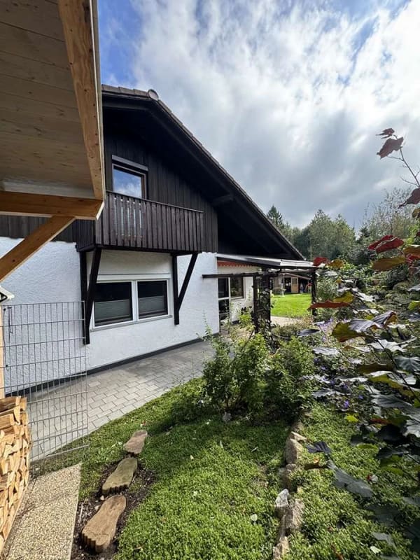 Immobilie in Waldmünchen - Privatverkauf -idyllisch am Wald gelegen u. bezugsfertig -EFH ca. 120 qm! - Bild 2