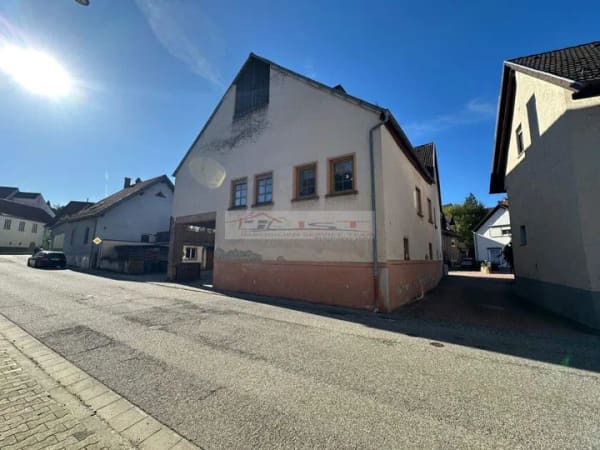 Immobilie in Jettenbach - Anwesen mit 2 Häusern in Jettenbach zu verkaufen - Bild 1