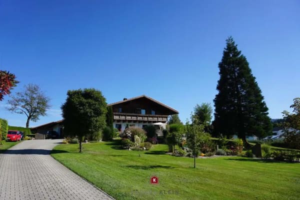Immobilie in Bodenmais - *Mais/Bodenmais - Bay. Wald* Charm. Landhaus mit ELW in herrl. Lage auf 2300m² (+opt. 1200m² BG) - Bild 0