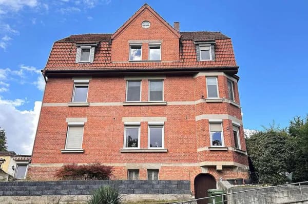 Immobilie in Coburg - Attraktives Mehrfamilienhaus im Coburger Nordwesten – sichere Kapitalanlage mit Zukunft - Bild 0