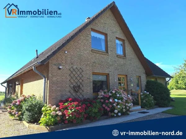 Immobilie in Scheggerott - Idyllisch gelegenes Einfamilienhaus mit Einliegerwohnung in Feldrandlage - Bild 0