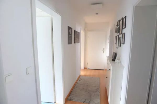 Immobilie in Dreieich - Herrliche 3-Zimmer DG-Wohnung zum Soforteinzug !  - Bild 2