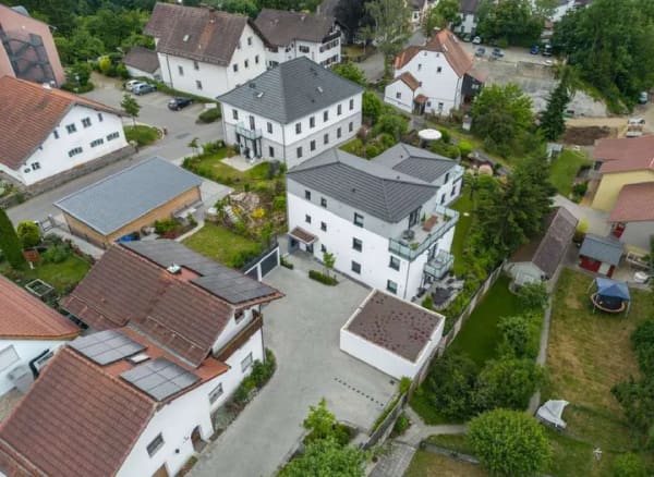 Immobilie in Mitterfels - Modernes Mehrfamilienhaus mit 4 Wohneinheiten im Luftkurort Mitterfels ! - Bild 3